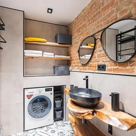 Apartament Skyler 9 *